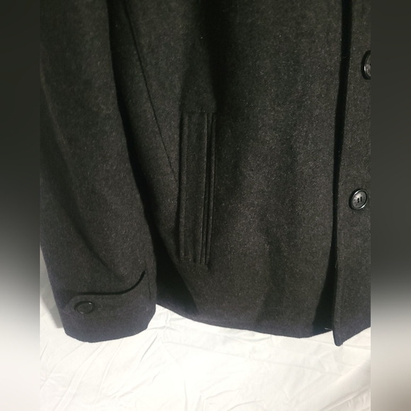 Micheal Kors Men's Large Wool and Polyester New Coat - Picture 7 of 11